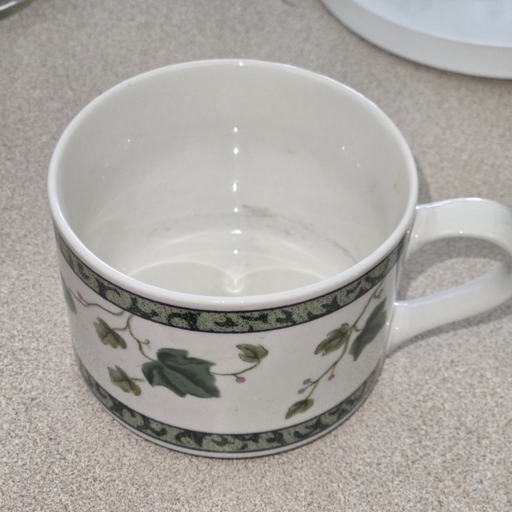 Sango Mug with Green Leaf Design